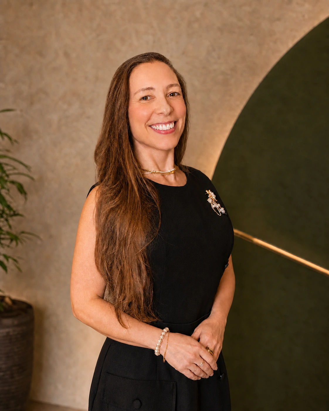 Pilar Moretzsohn, professional portrait.